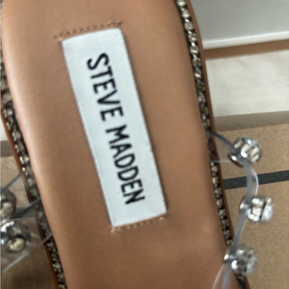 Steve Madden Clear and Tan Crystal Sandals New Without Tags - Picture 5 of 8